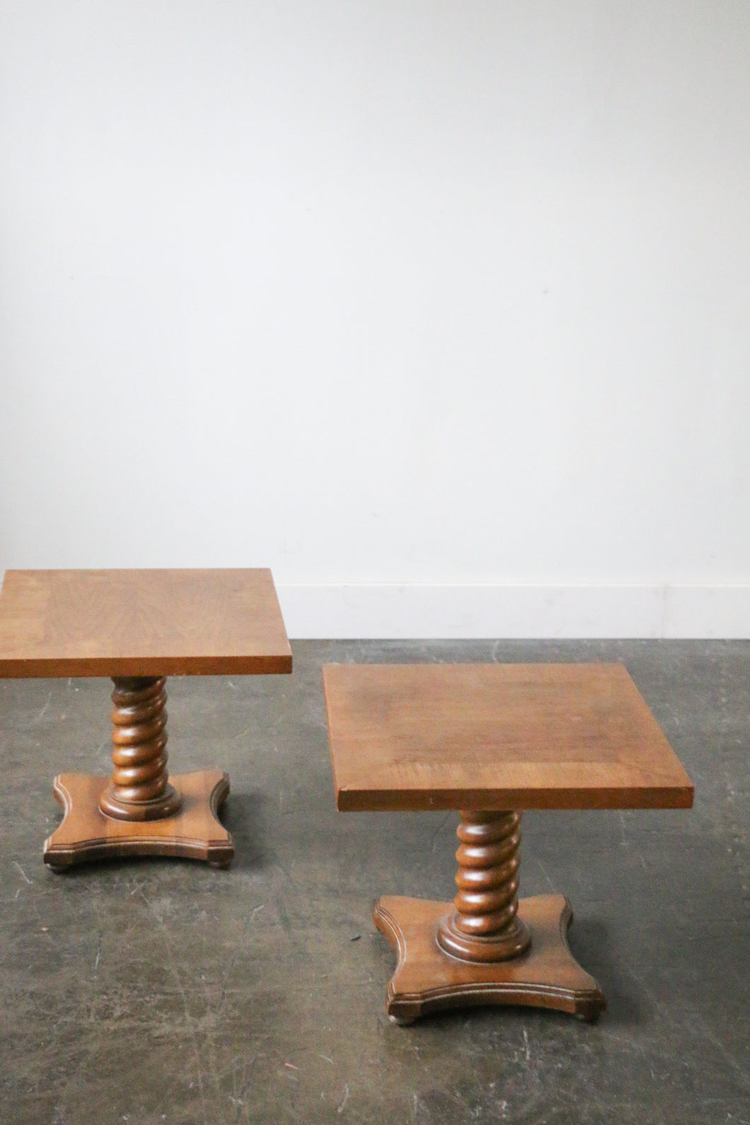 Pair of Mid Century Modern 1960s Pedestal Side Tables