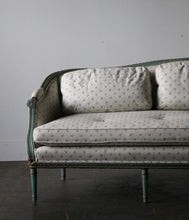 Load image into Gallery viewer, Antique Victorian Sofa
