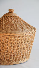 Load image into Gallery viewer, Woven Basket with Lid
