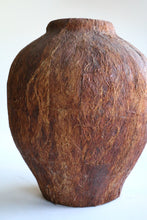 Load image into Gallery viewer, Large Coconut Husk Vase
