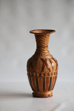 Load image into Gallery viewer, Woven Vase
