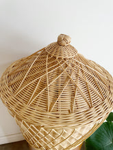 Load image into Gallery viewer, Woven Basket with Lid
