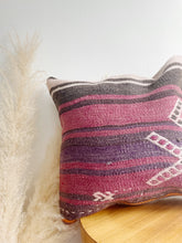 Load image into Gallery viewer, Wool Kilim Rug Pillow 16in x16in
