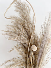 Load image into Gallery viewer, Dried Flower Arrangement
