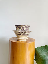 Load image into Gallery viewer, Rarámuri Handmade Woven Basket // Planter // Vase
